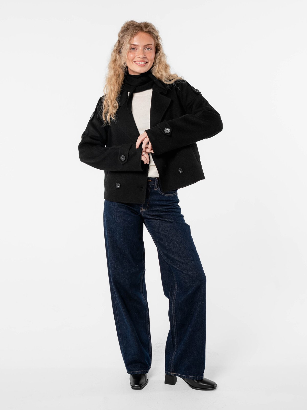 Løøv Oak Coat Black
