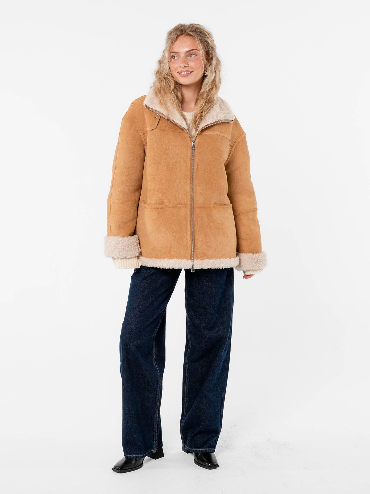 Løøv Erica Shearling Jacket Camel