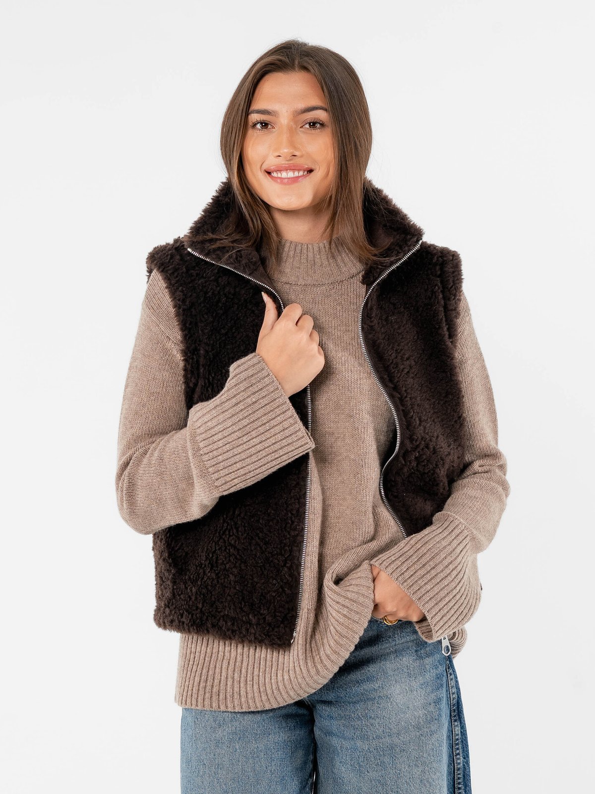 Løøv Erica Shearling Vest Brown