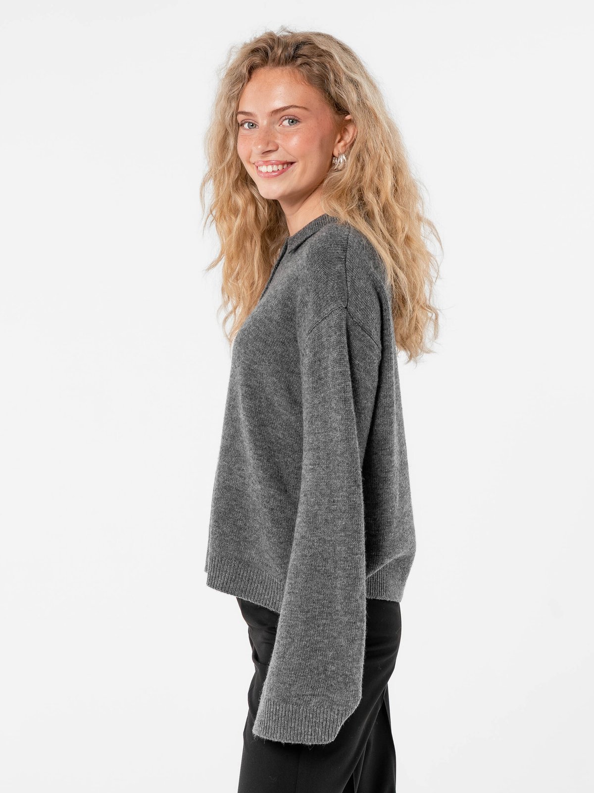 Løøv Pine Polo Knit Sweater Dark Grey