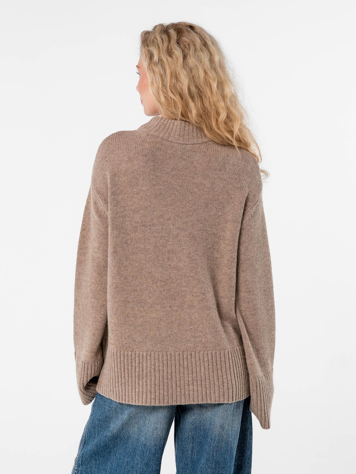 Løøv Maple Oversized Knit Sweater Beige