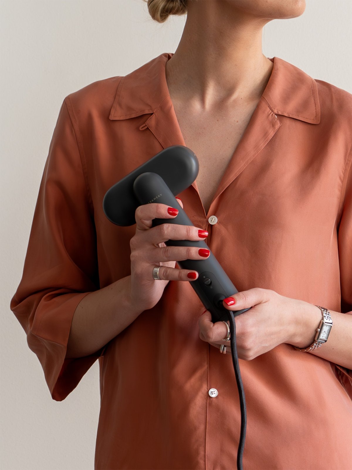 Steamery Cirrus Lite Travel Steamer Charcoal Charcoal