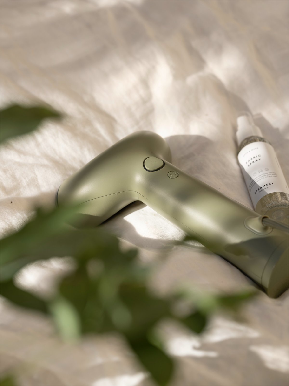 Steamery Cirrus 3 Iron Steamer Sage