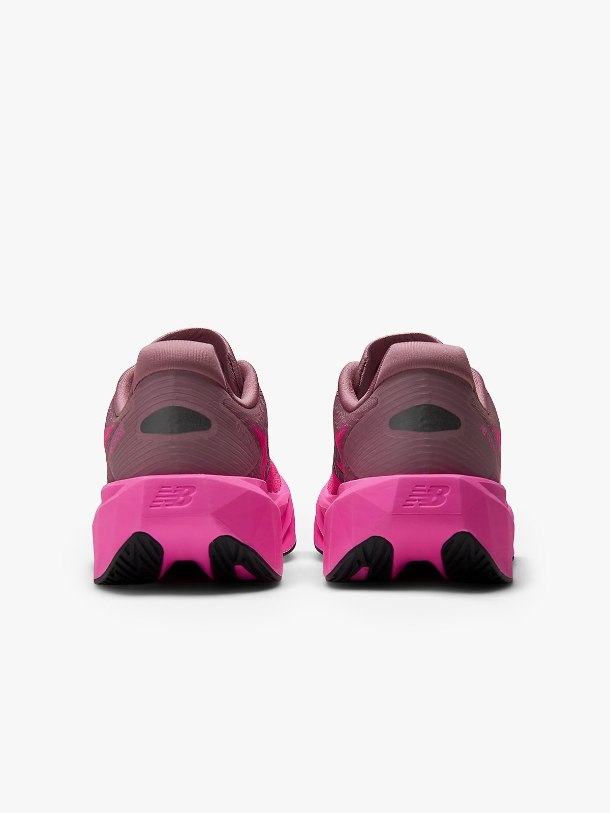 New Balance FuelCell Rebel v5 Pink Heat Med Rosewood