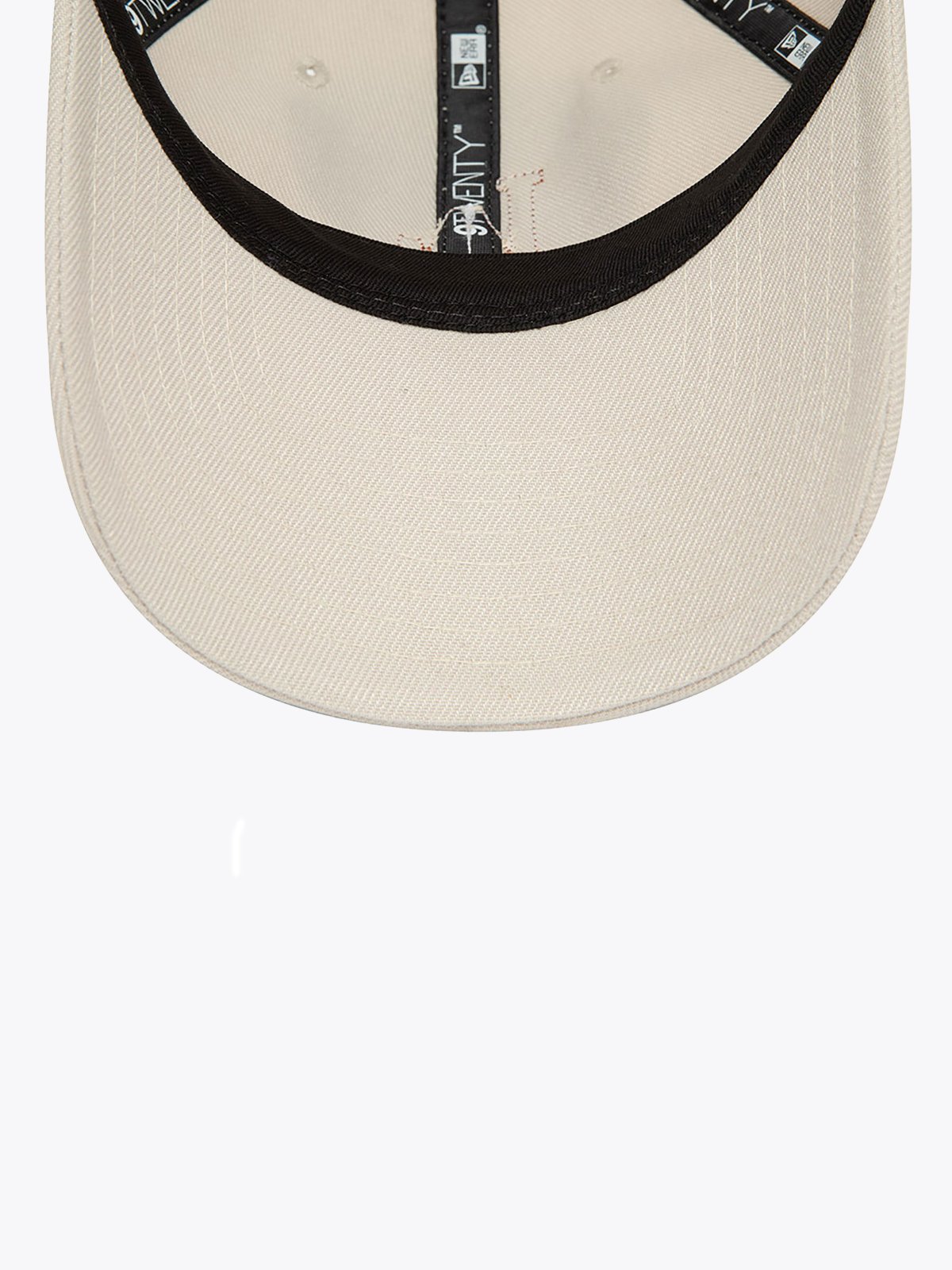 New Era Boucle 9Twenty Cream