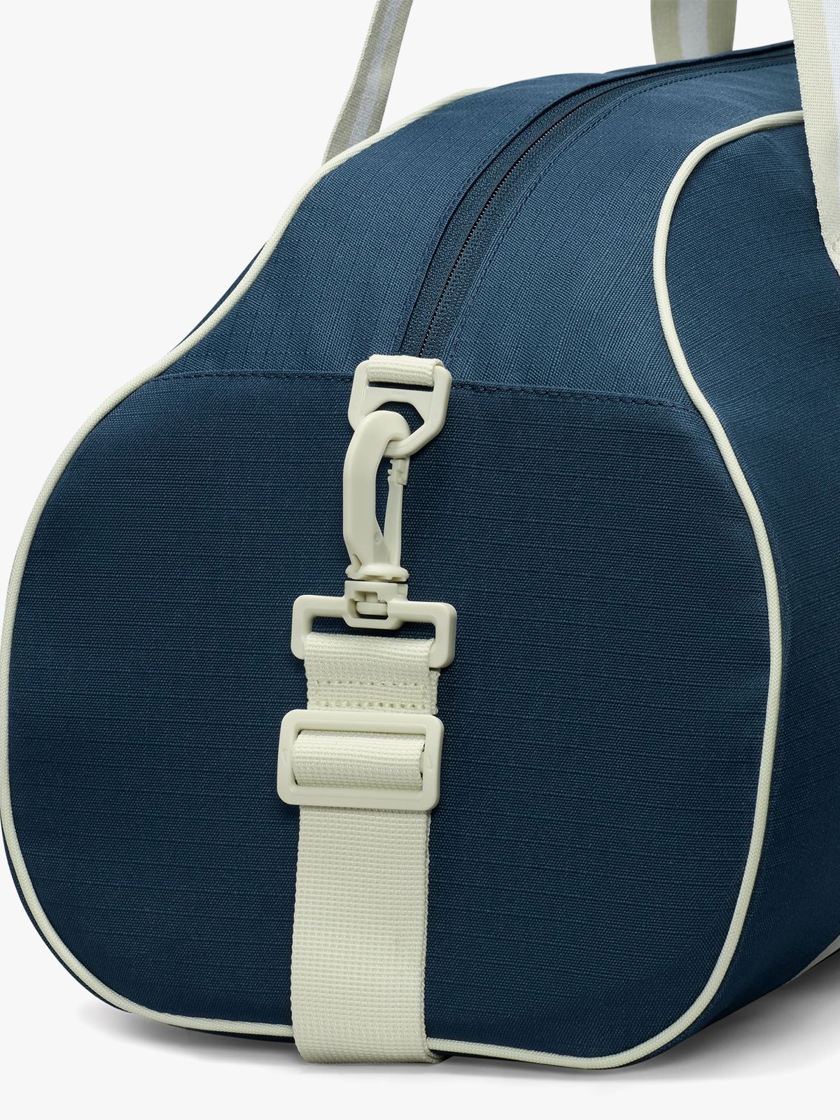 Nike Gym Club Training Bag 24L Armory Navy / Sea Glass