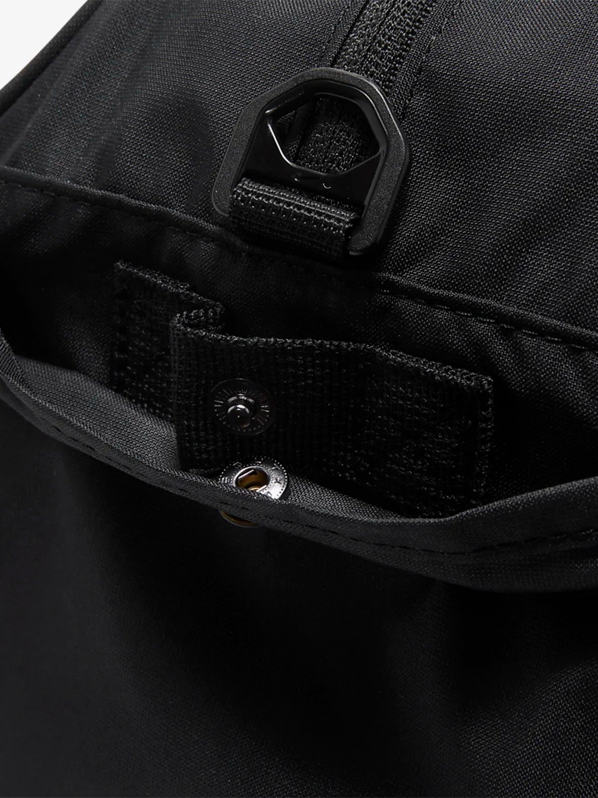 Nike Gym Club Bag Black / White