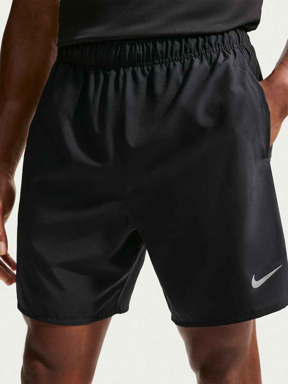 Nike Challenger Dri-Fit 7" Running Shorts Black / Reflective Silver