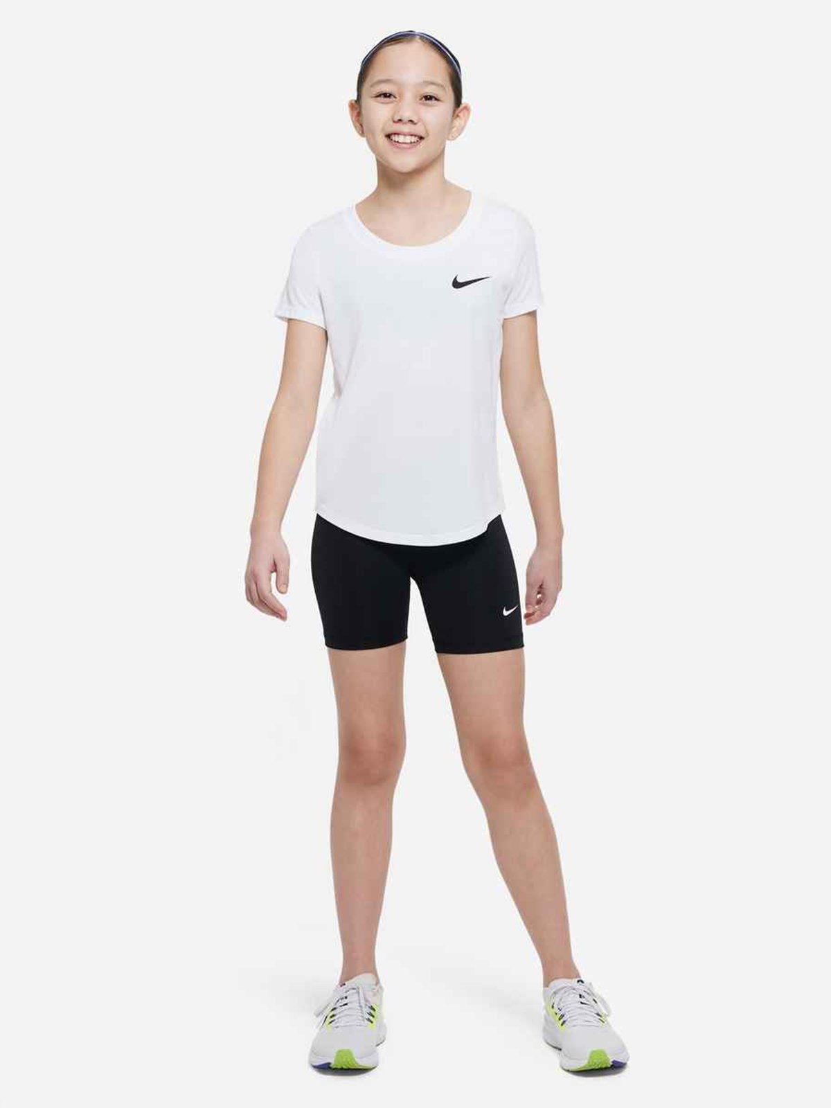 Nike Pro Shorts Black / White