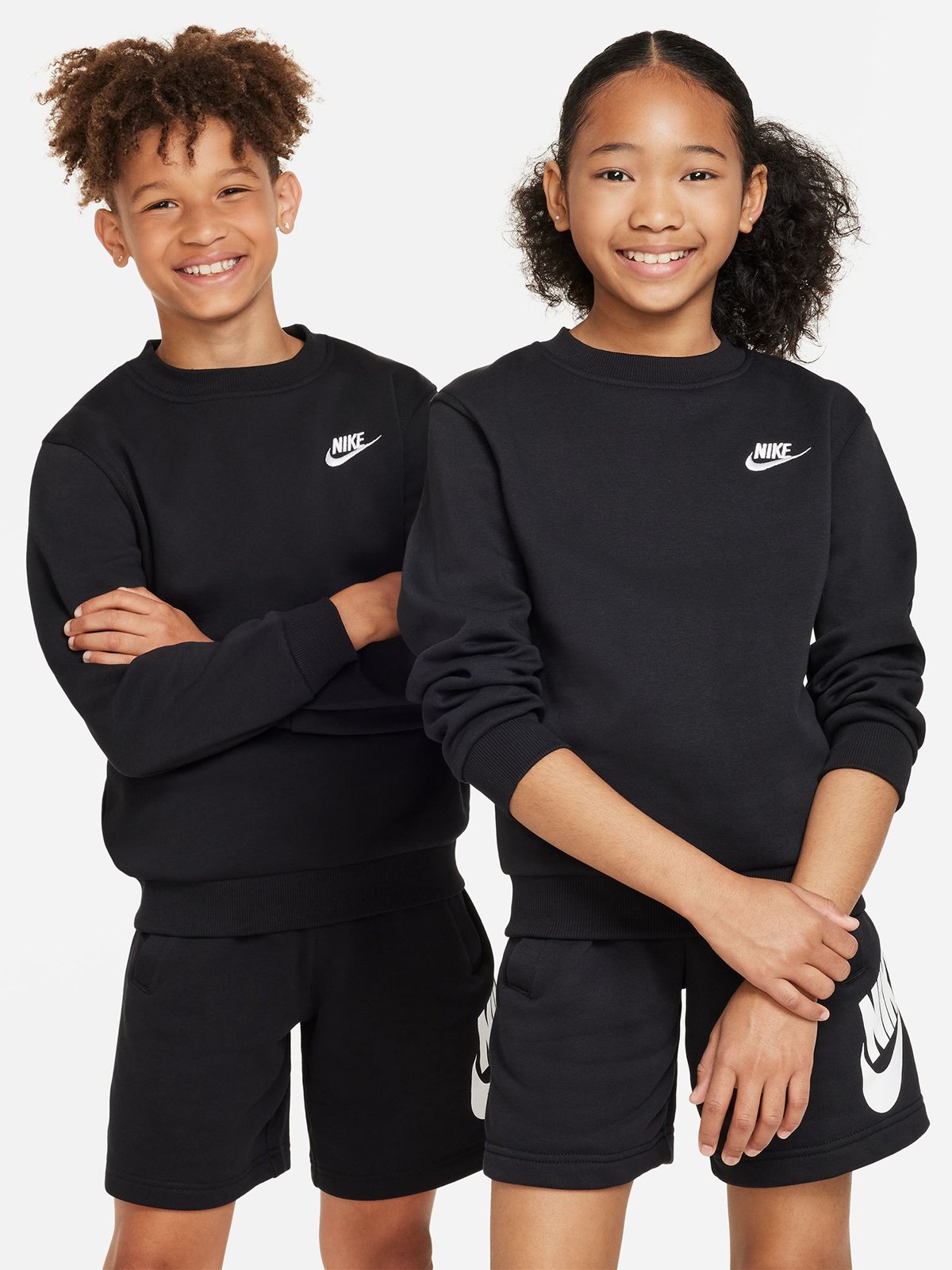 Nike Sportswear Club Fleece Crew Black / White