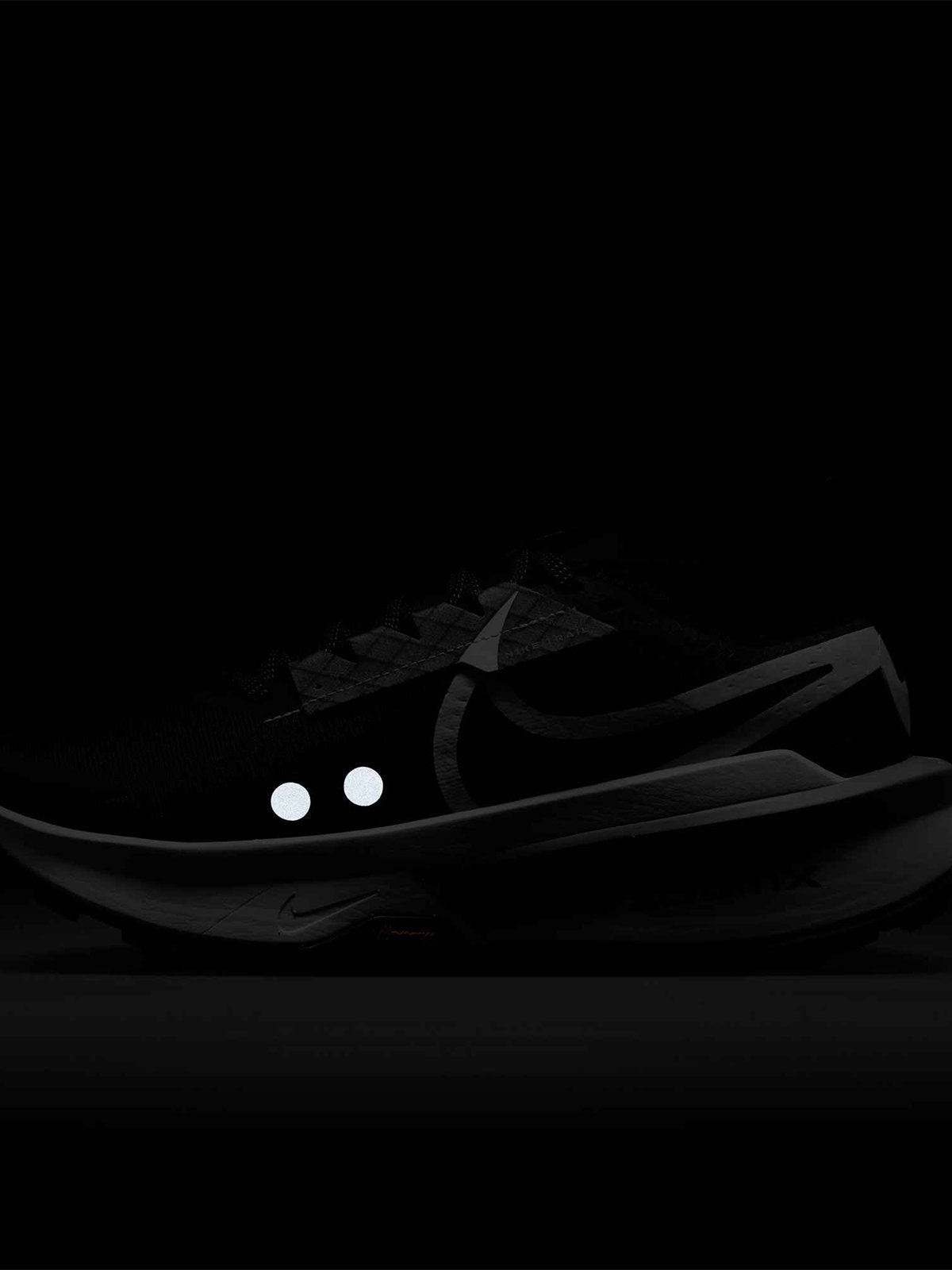 Nike Zegama 2 Black / White / Wolf Grey / Anthracite