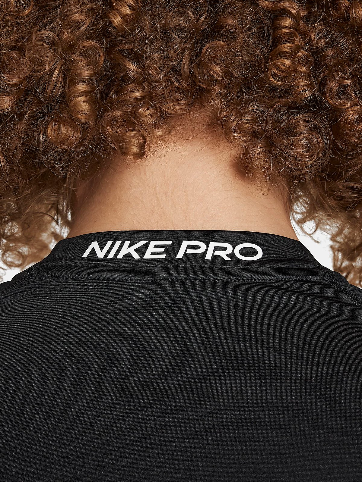 Nike Pro Long Sleeve Sort