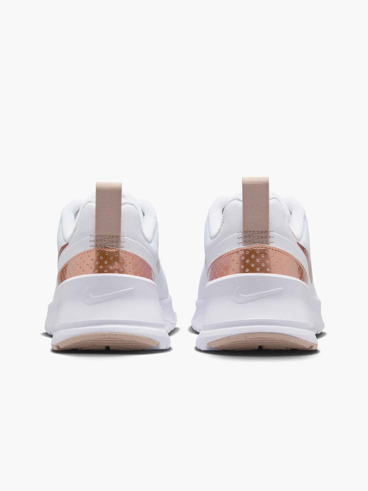 Nike Air Max Nuaxis White / Metallic red bronze - sand - black