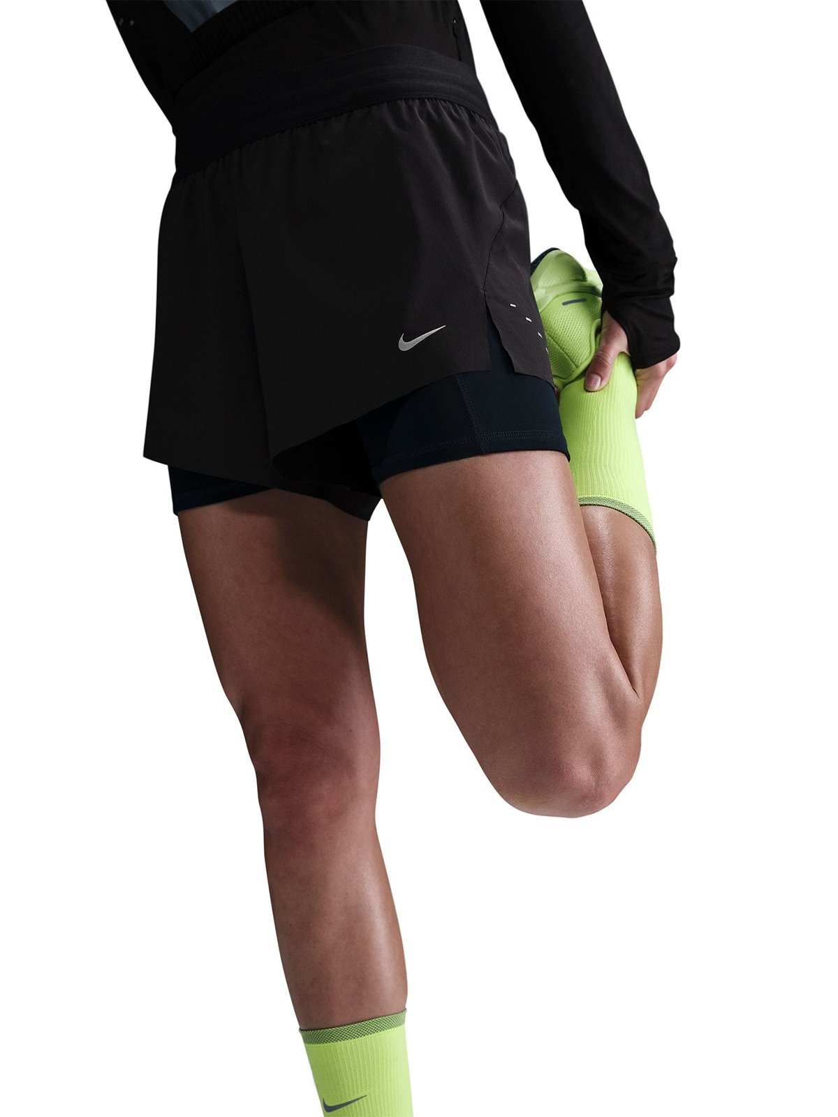 Nike Swift Dri-Fit Mid-Rise 2in1 Shorts Black / Reflective Silver