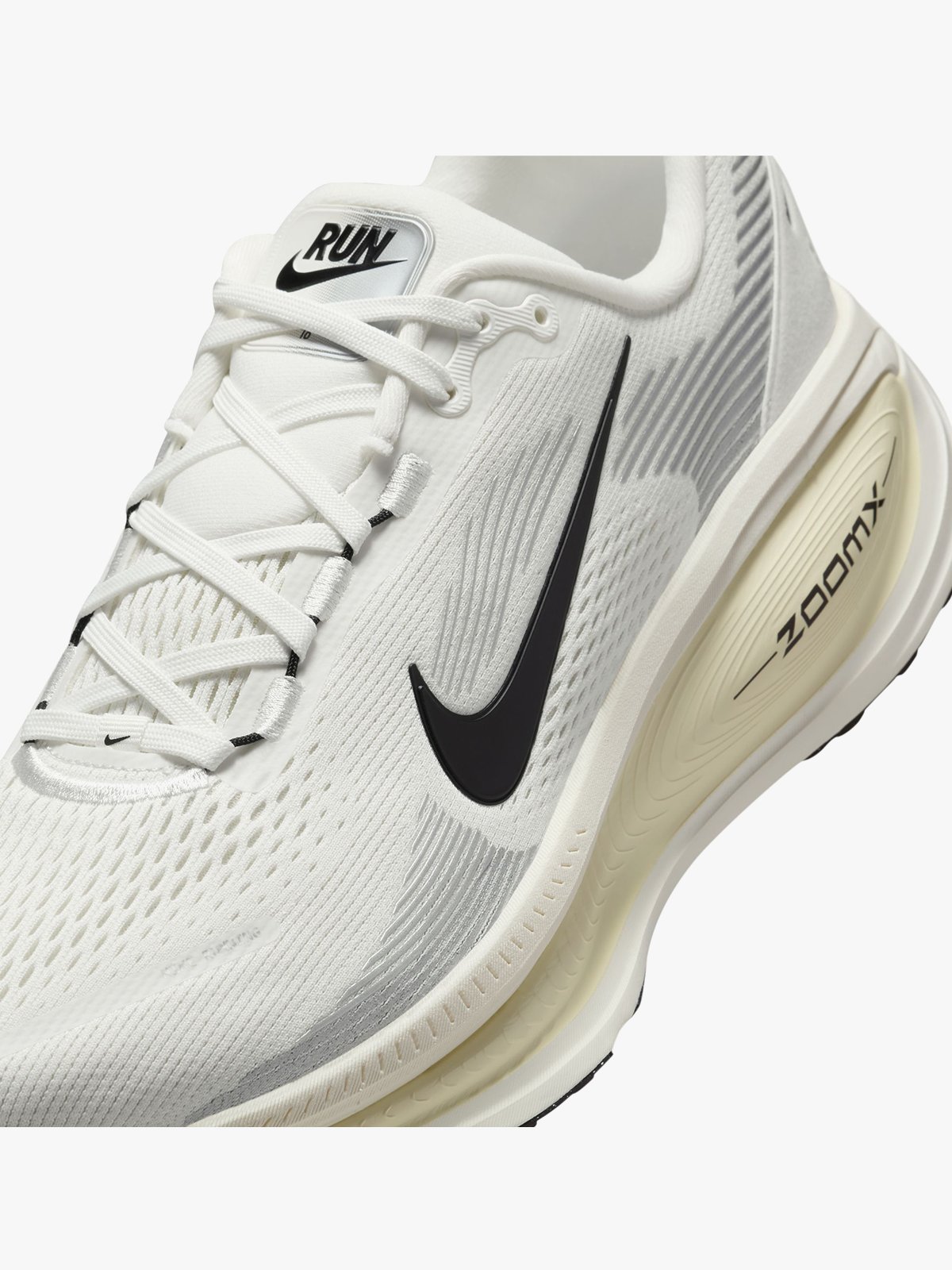 Nike Vomero 18 Summit white / Black-coconut milk