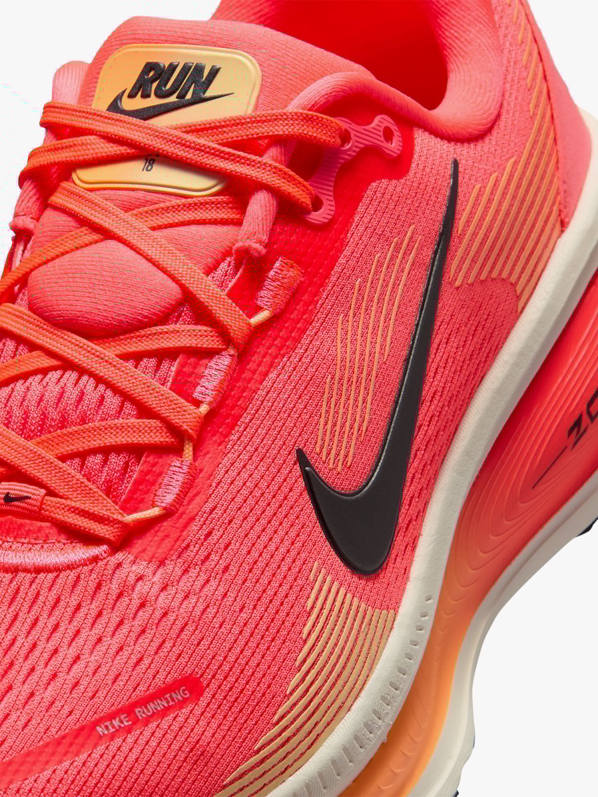 Nike Vomero 18 Hot Lava / Black / Chalk / Orange Pulse