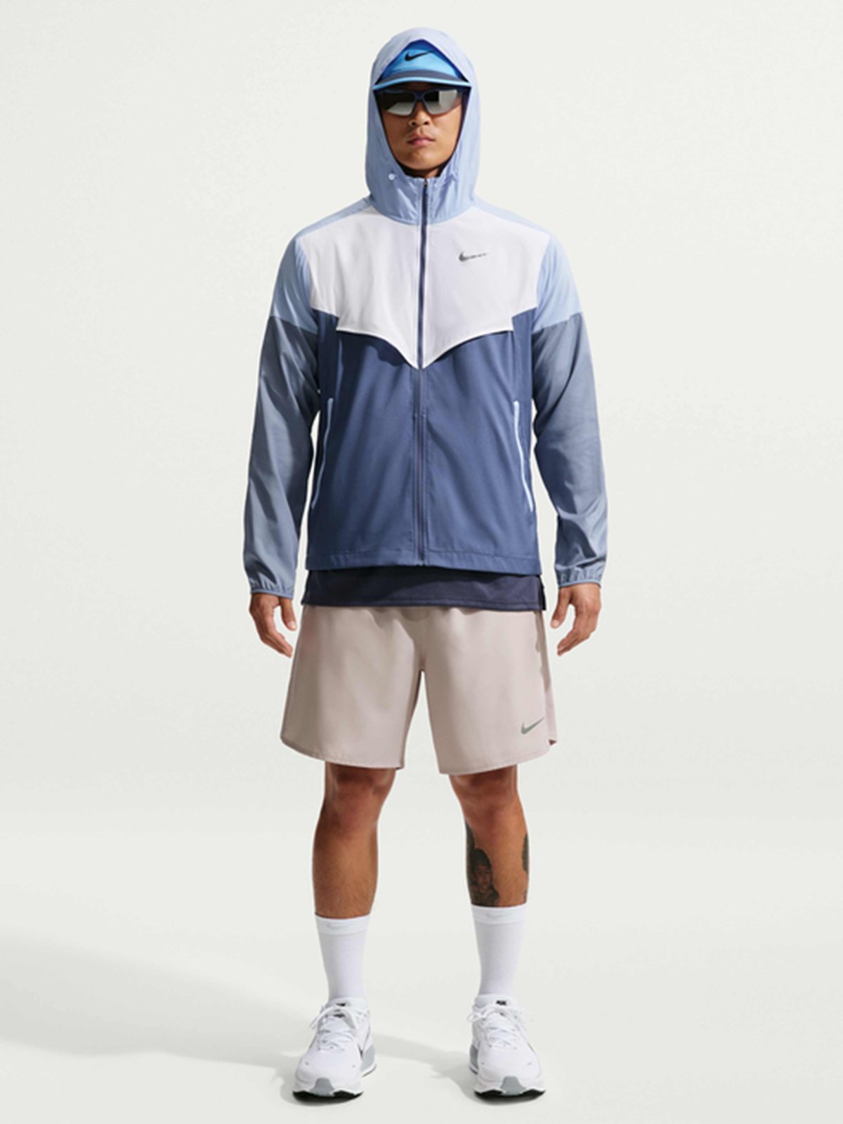 Nike Impossibly Light Windrunner Running Jacket White / Diffused Blue