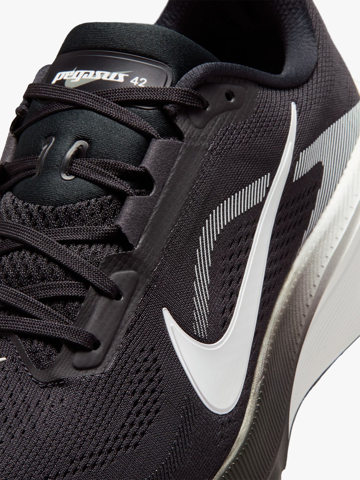 Nike Pegasus 42 Black / White / Photon Dust