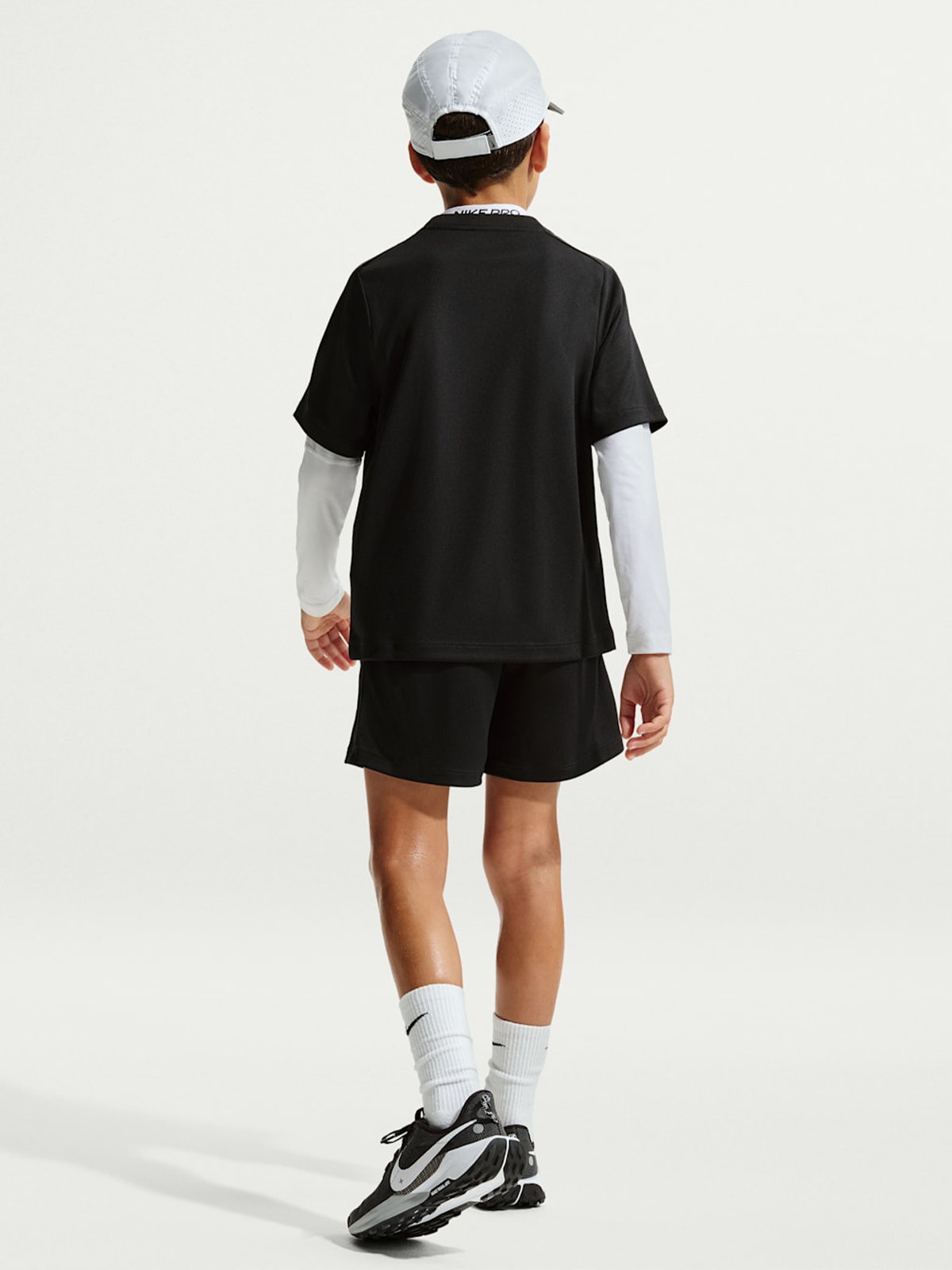 Nike Multi Black / White