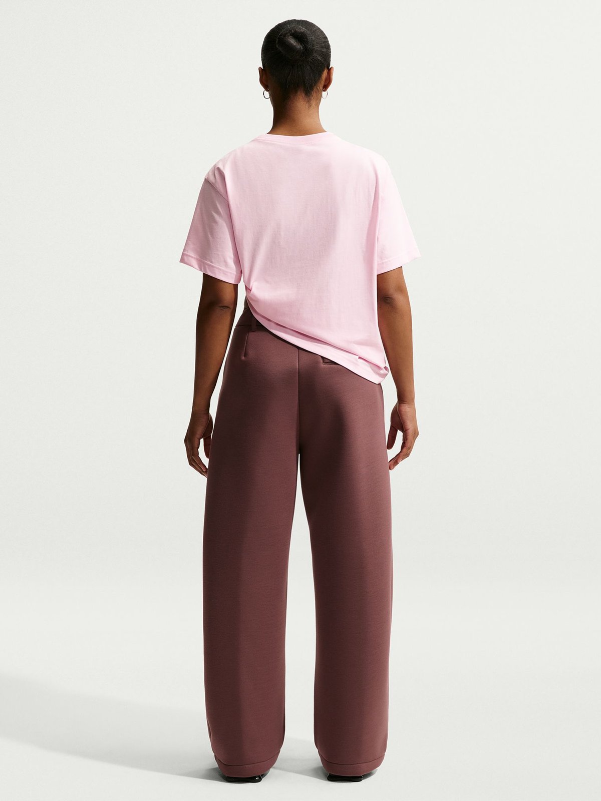 Nike Sportswear Classic Short Sleeve Tee Pink Foam