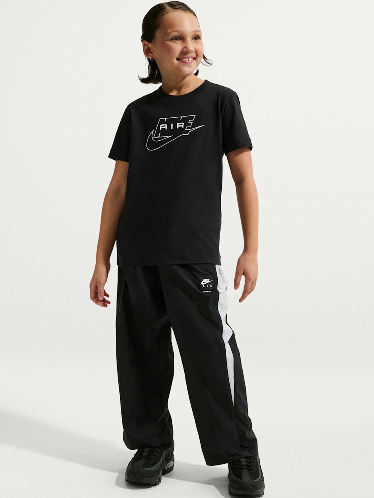 Nike Sportswear Tee Svart / Hvit