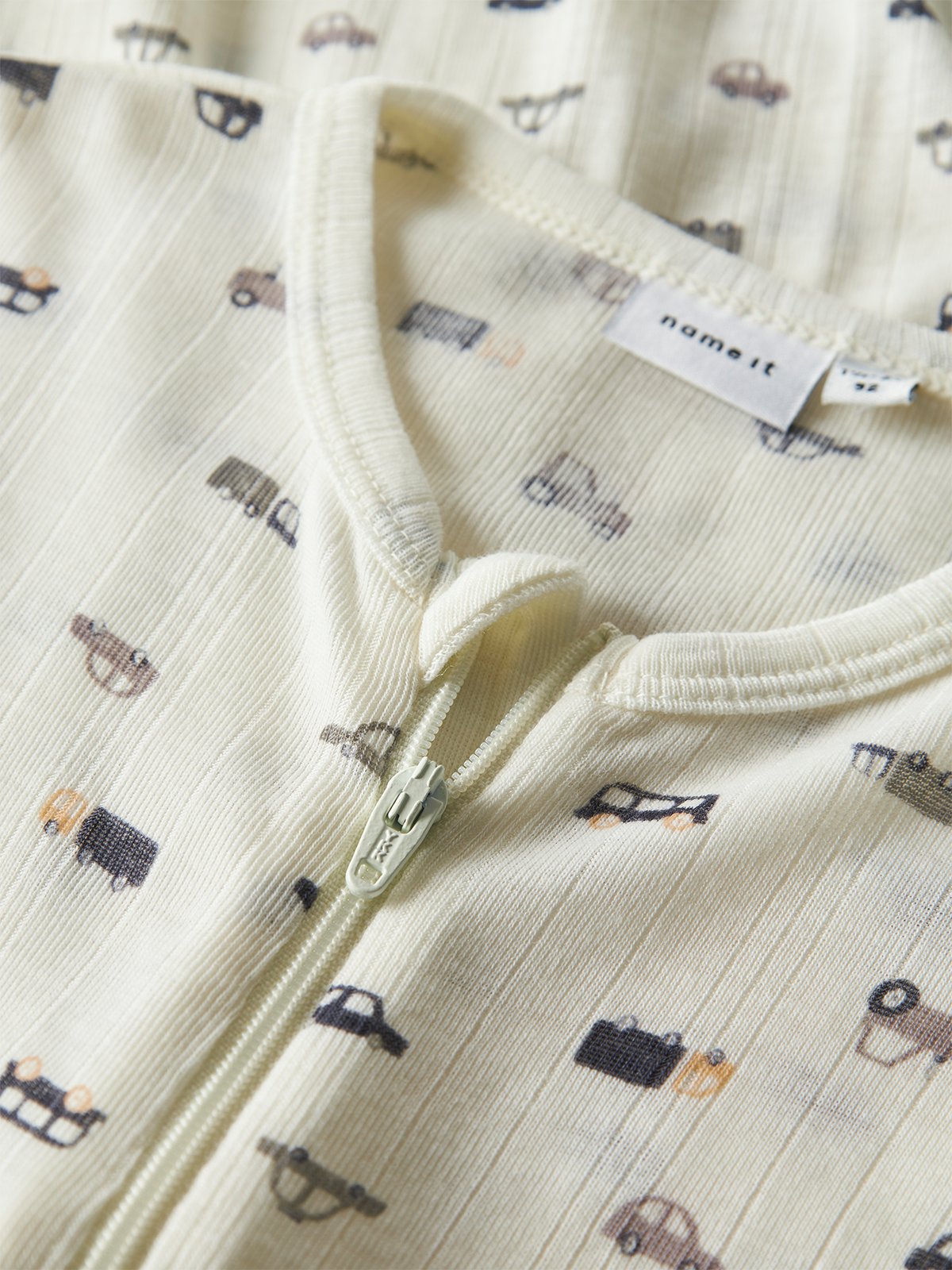 Name It Wang Wool Needle Nightsuit Snow White