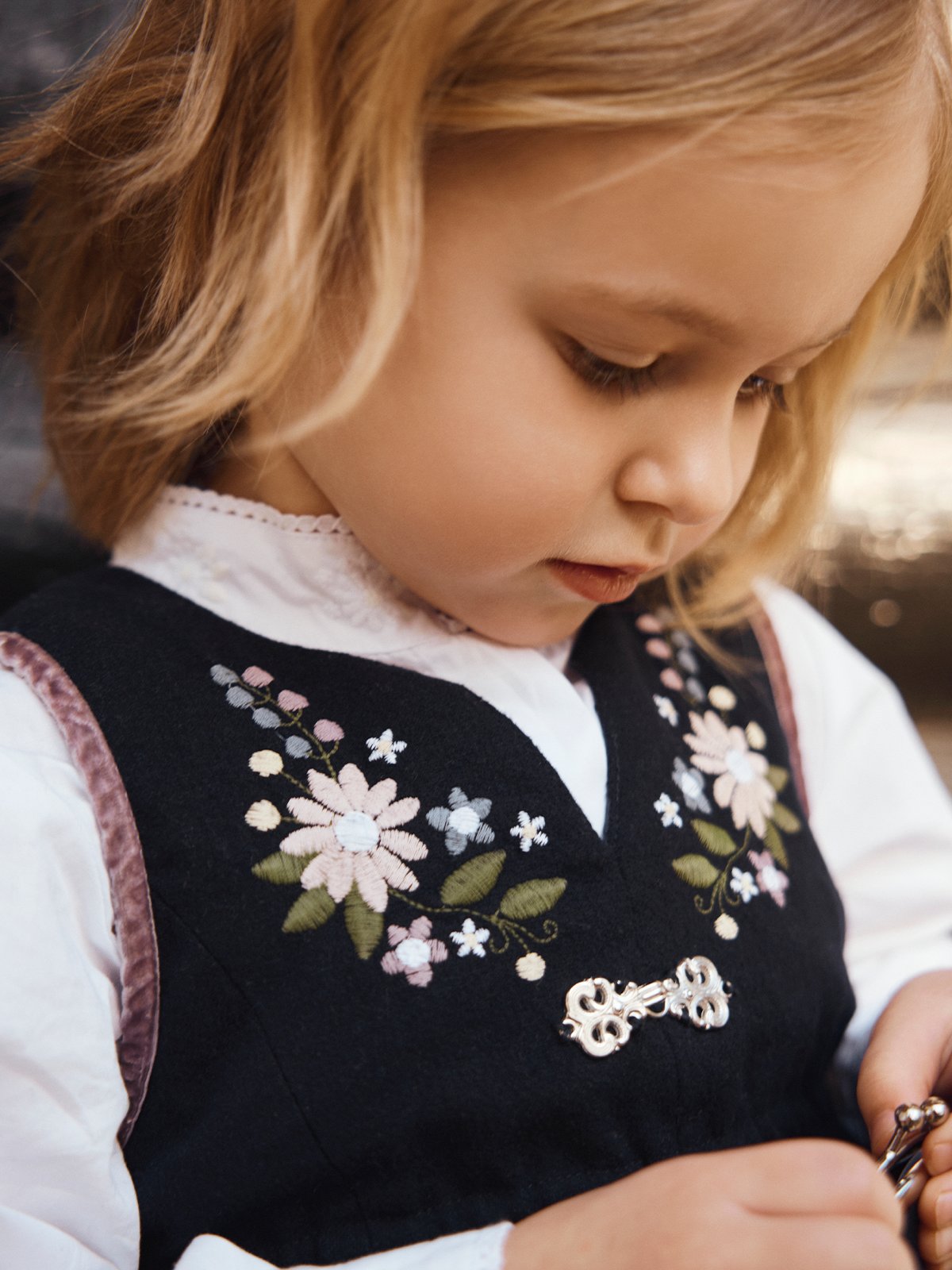 Name It Tena Spencer XXVI Dark Sapphire