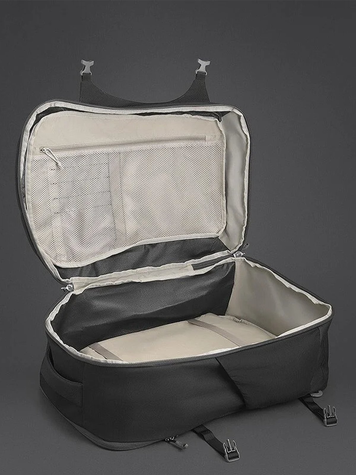 Osprey Daylite Carry-On Travel Pack 44 Black