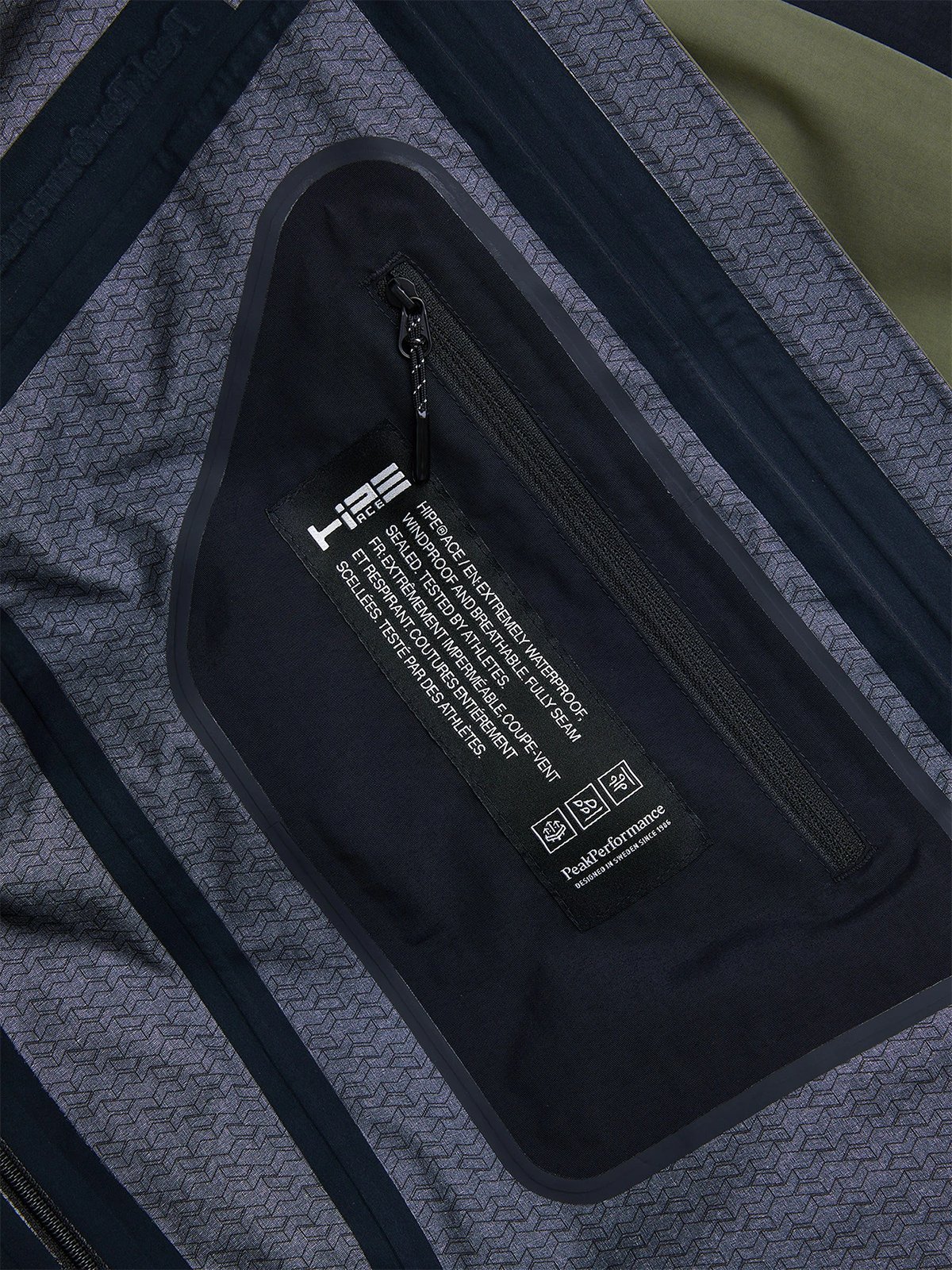 Peak Performance M Vertec 3L Jacket Pine Needle / Black
