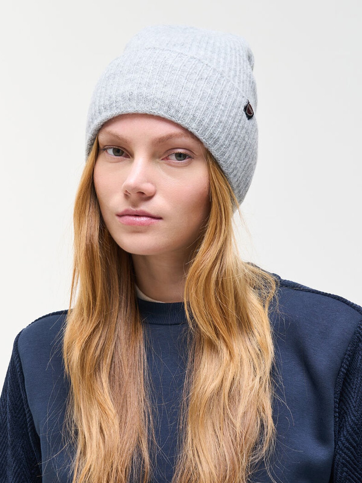 Colmar Beanie With Lurex Yarn melange grey