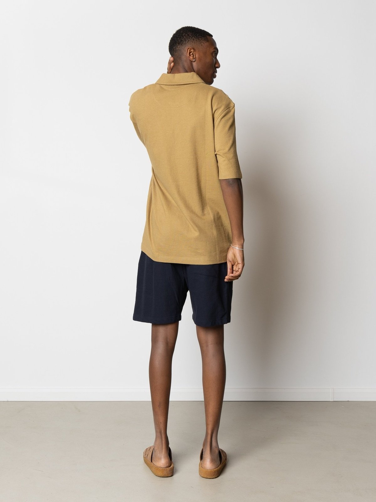 CLEAN CUT COPENHAGEN Calton Structured Shorts Dark Navy