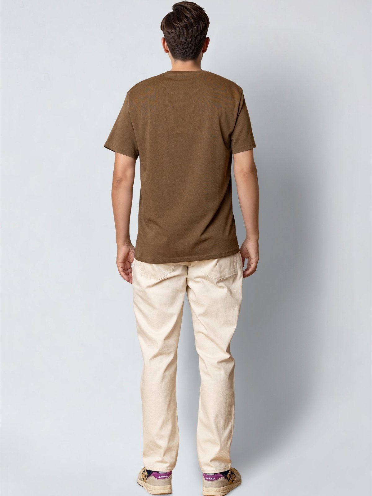 CLEAN CUT COPENHAGEN Stable T-Shirt Shtitake