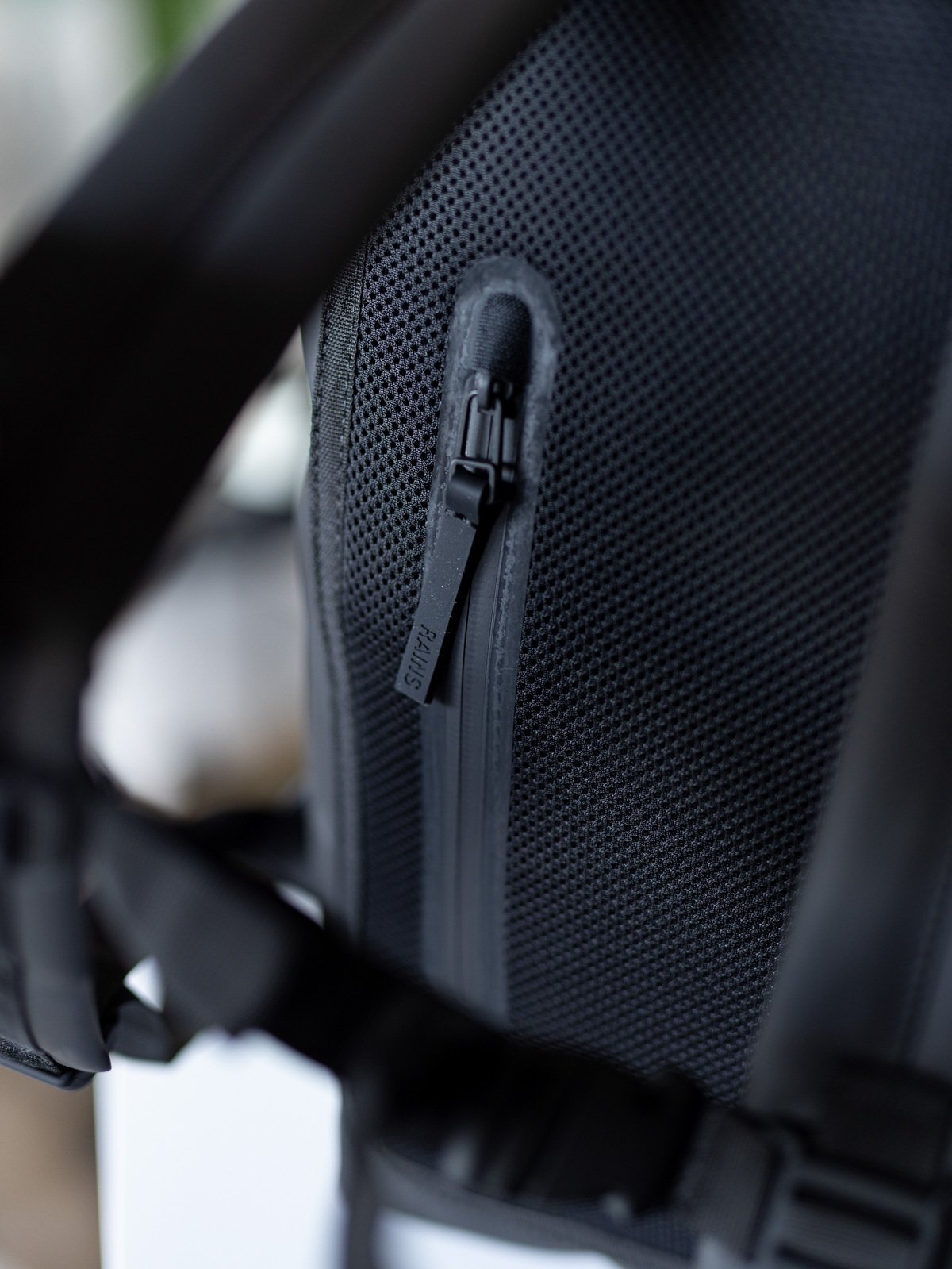 Rains Velcro Rolltop Backpack Black