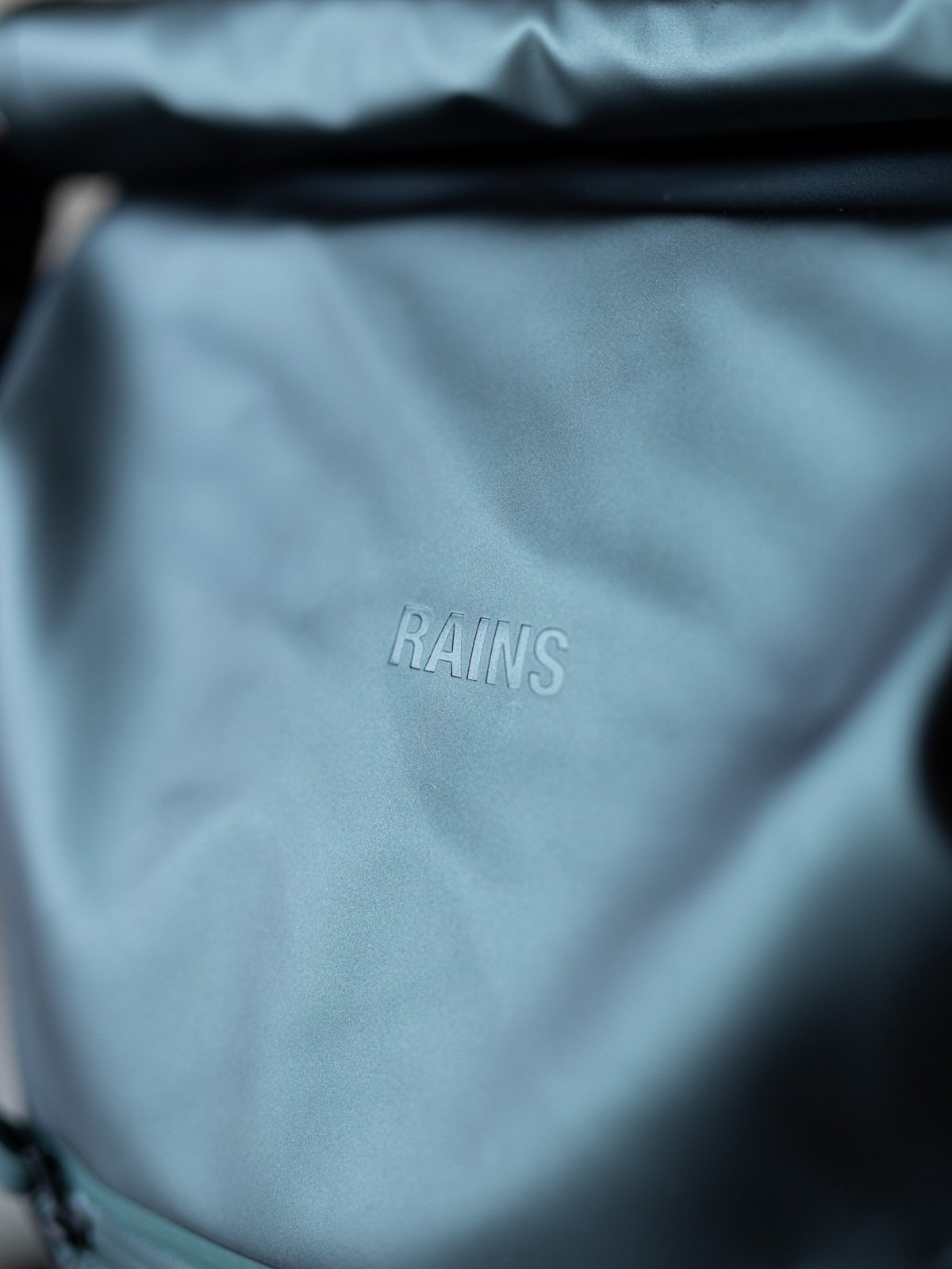 Rains Buckle Rolltop Rucksack Silver Pine