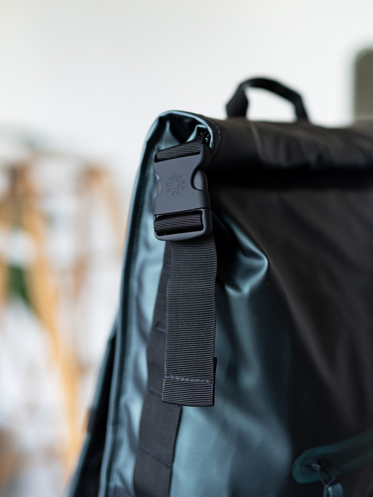 Rains Buckle Rolltop Rucksack Silver Pine