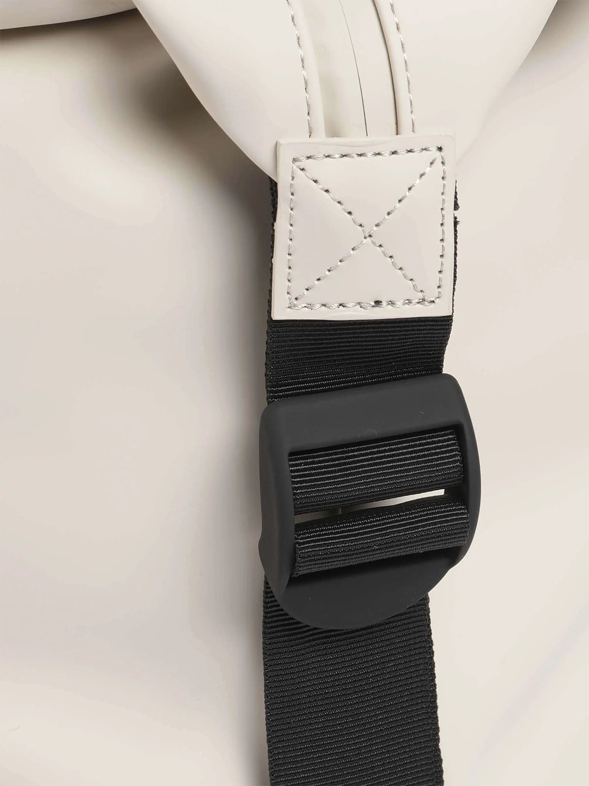 Rains Hilo Weekend Bag Dune