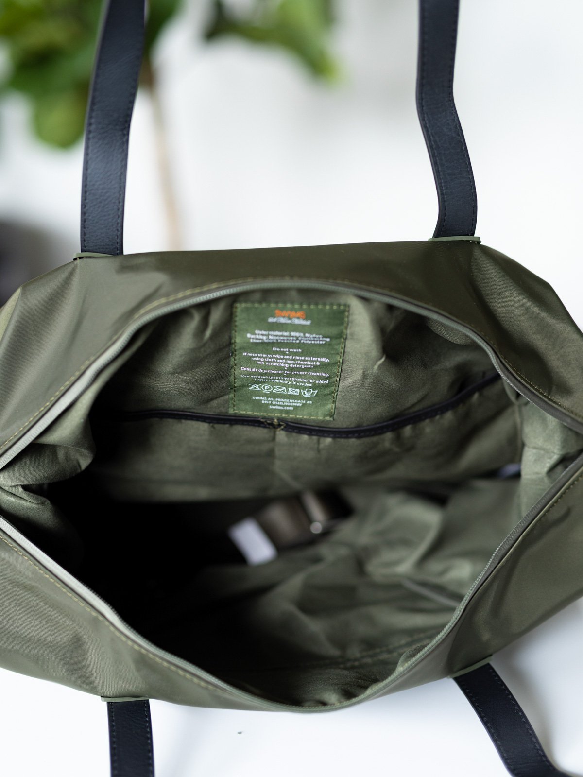 Swims 24H Holdall w/shoulder strap Olive