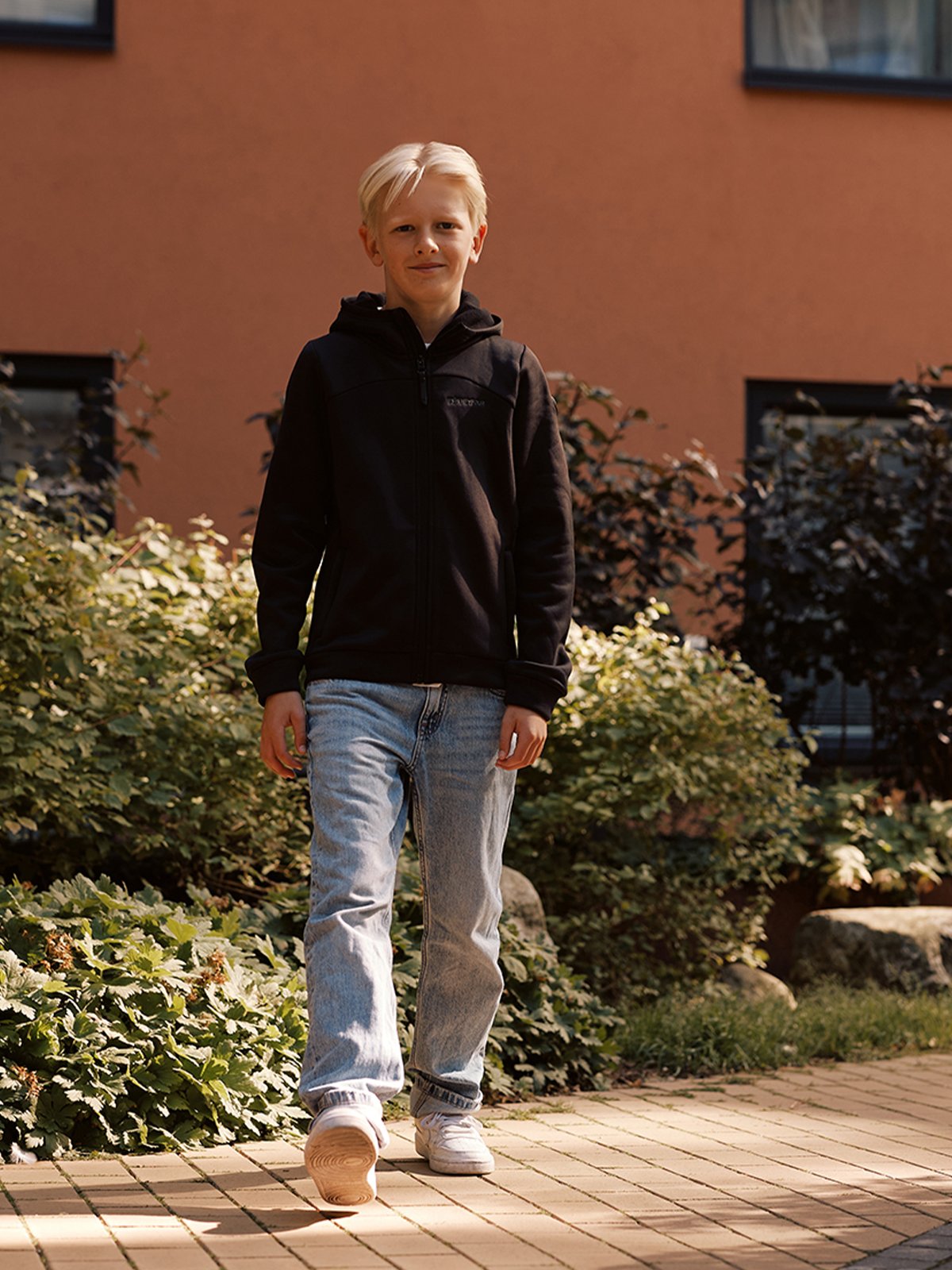Twentyfour Venture Air Hoodie Junior Sort