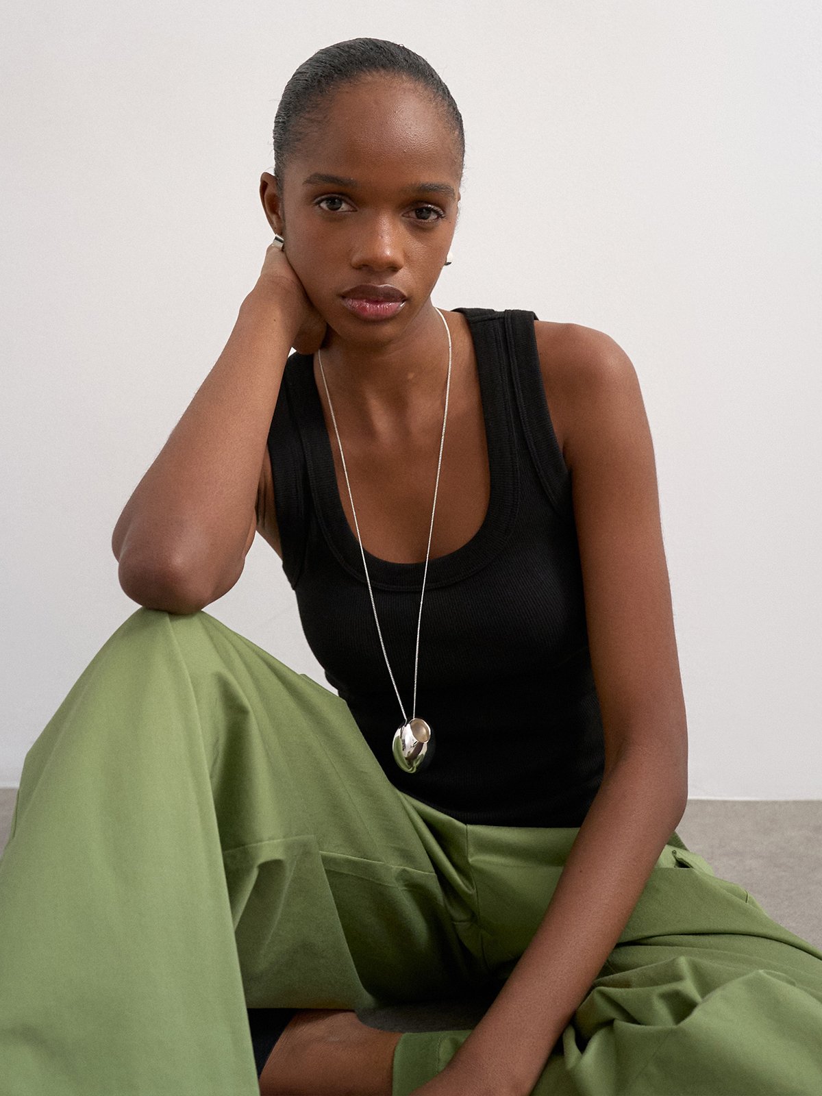 Topshop Honey Short Sleeve U-Neck Vest Black