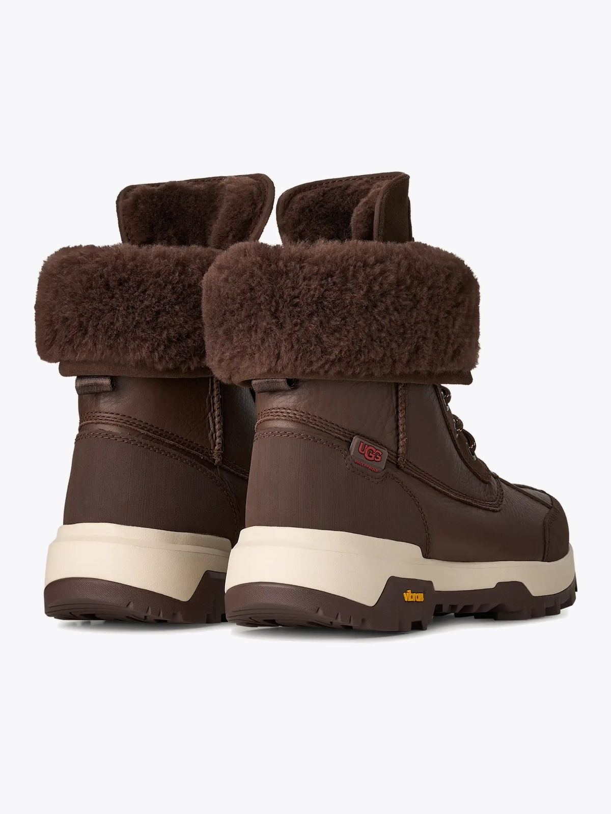 UGG Adirondack Boot XXV Burnt Cedar