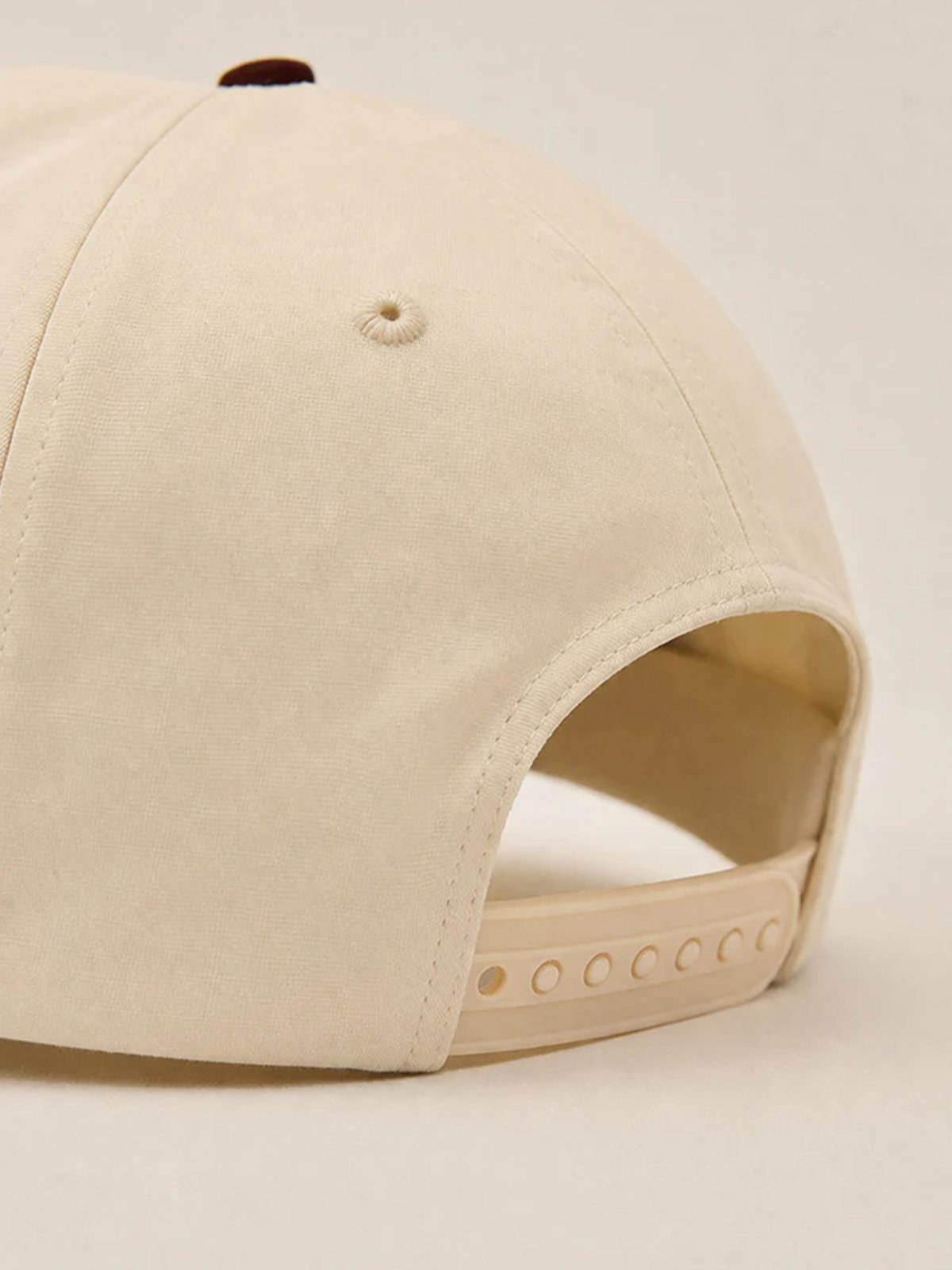 YMR Track Club Sandhamn Casual Cap Off-White / Burgundy