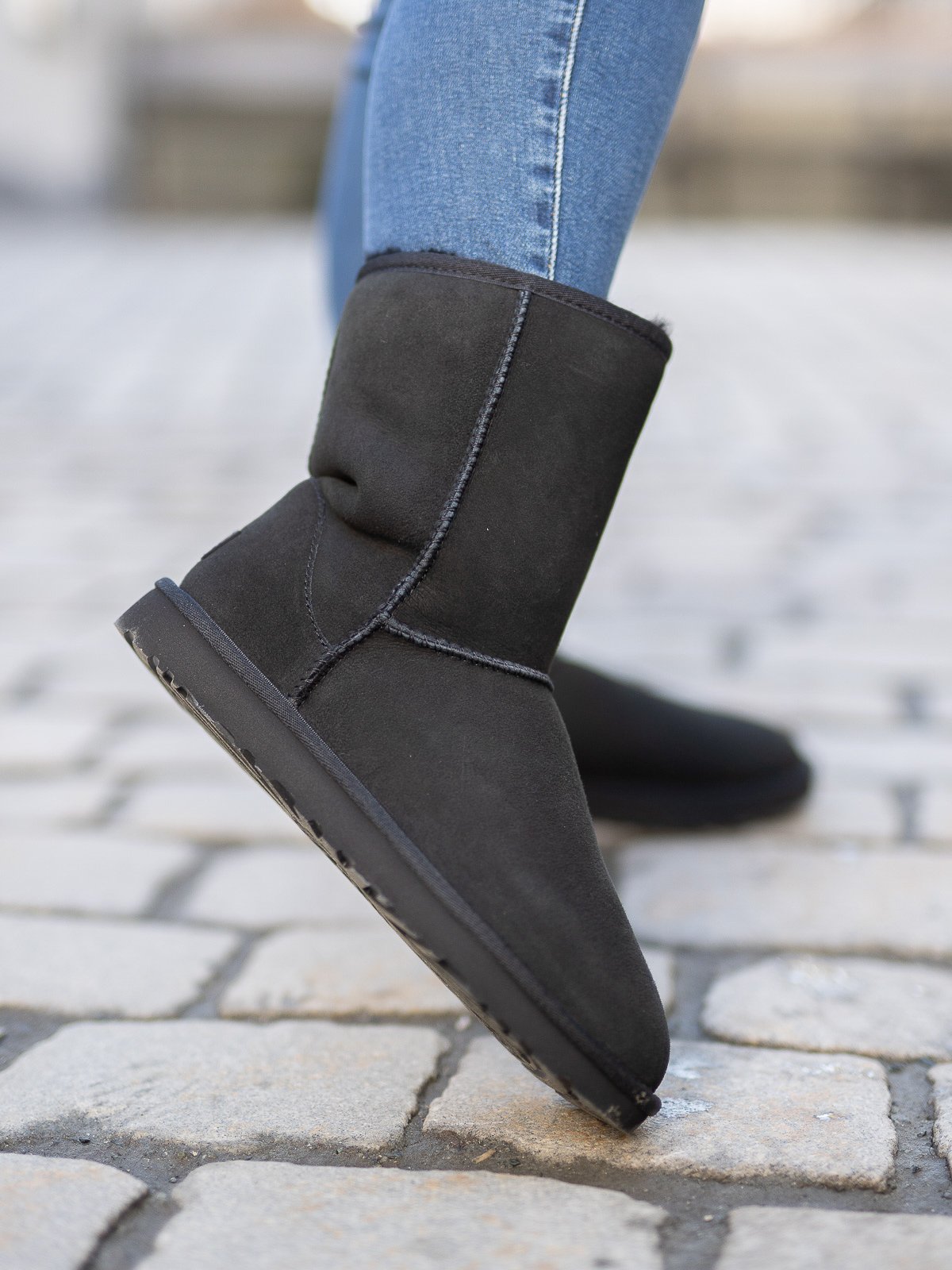 UGG Classic Short II Sort