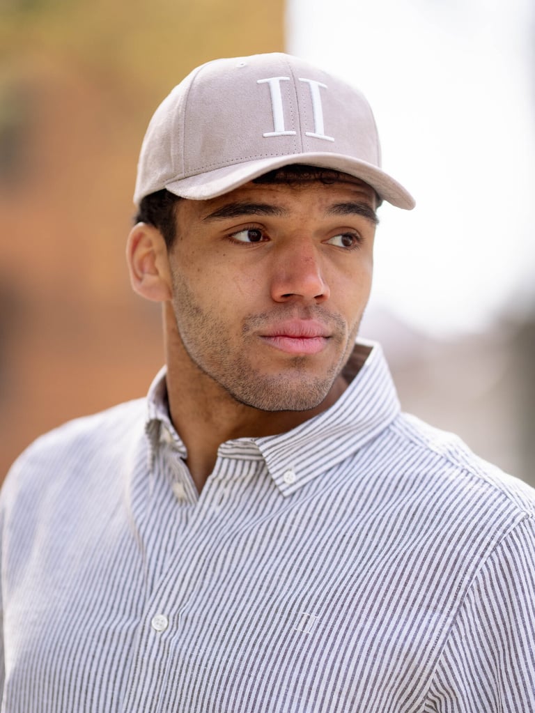 Les Deux Encore Suede Baseball Cap - Beige | Getinspired.no
