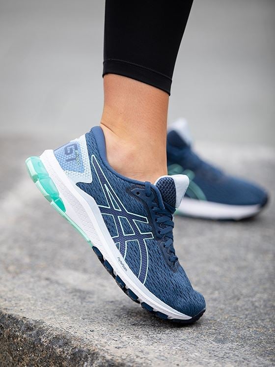 ASICS GT-1000 9 Grand Shark/ Peacoat