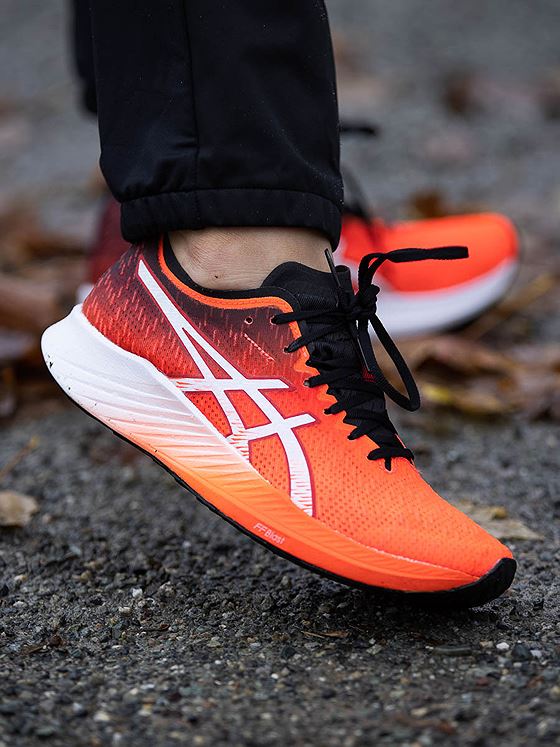 ASICS Magic Speed Sunrise Red/White