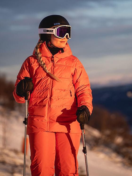 Bergans Stranda V2 Down W Jacket Fiesta