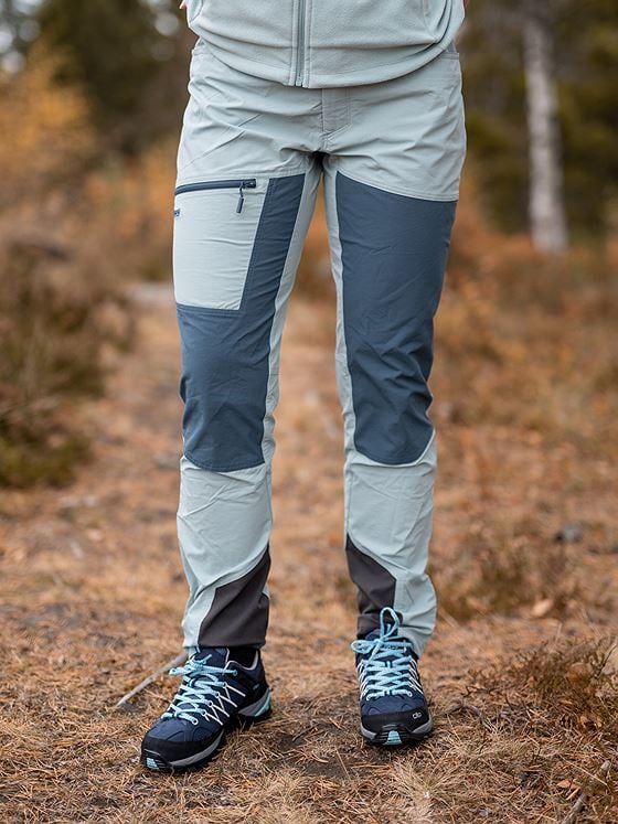 Bergans Cecilie Mountain Softshell Pants Misty Forest / Orion Blue