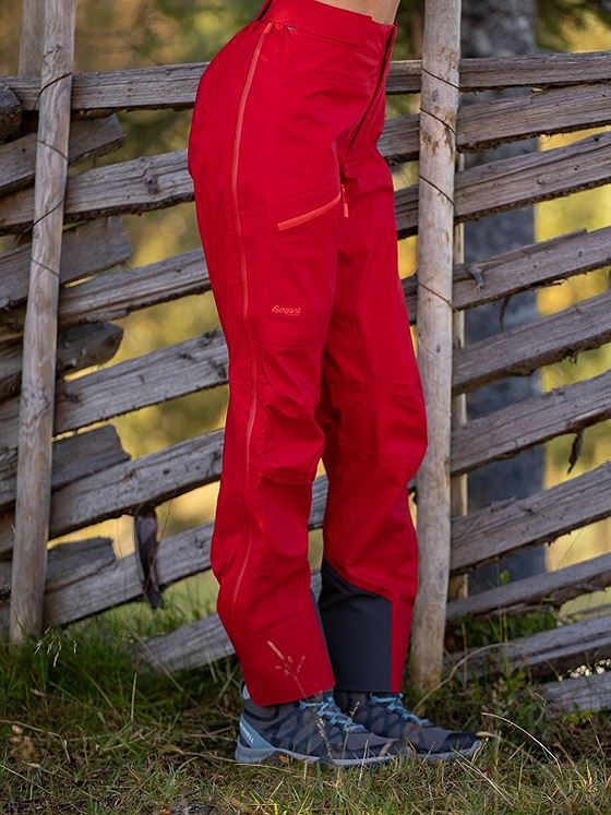 Bergans Cecilie 3L Pant Dahlia Red / Light Dahlia Red