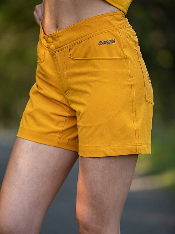 Bergans Cecilie Flex Shorts Golden Yellow