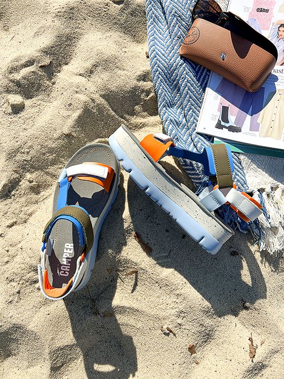 Camper Oruga Blue, orange and white